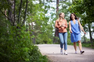 nature-summer-walk-women